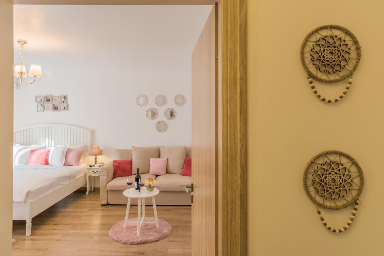 Studio T By Mrg Apartments Bucharest Luaran gambar