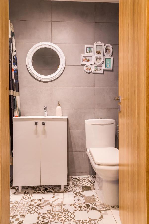 Studio T By Mrg Apartments Bucharest Luaran gambar