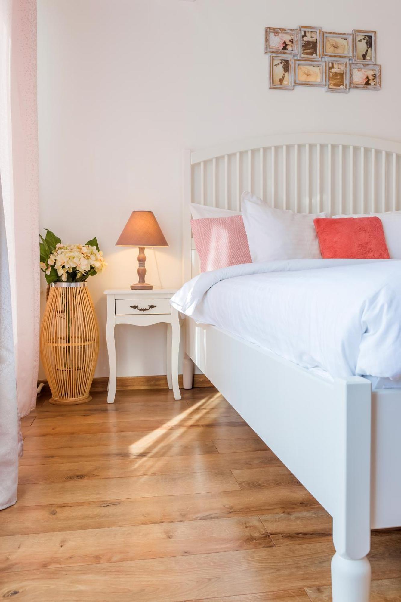 Studio T By Mrg Apartments Bucharest Luaran gambar